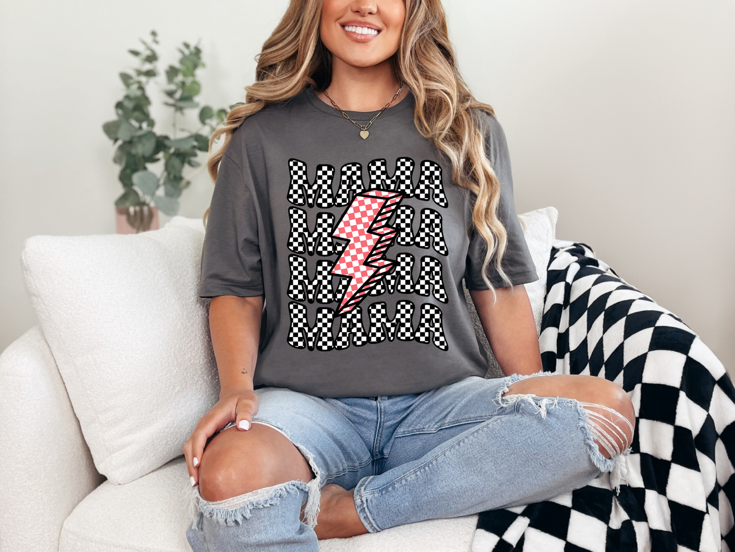 Mama with pink bolt